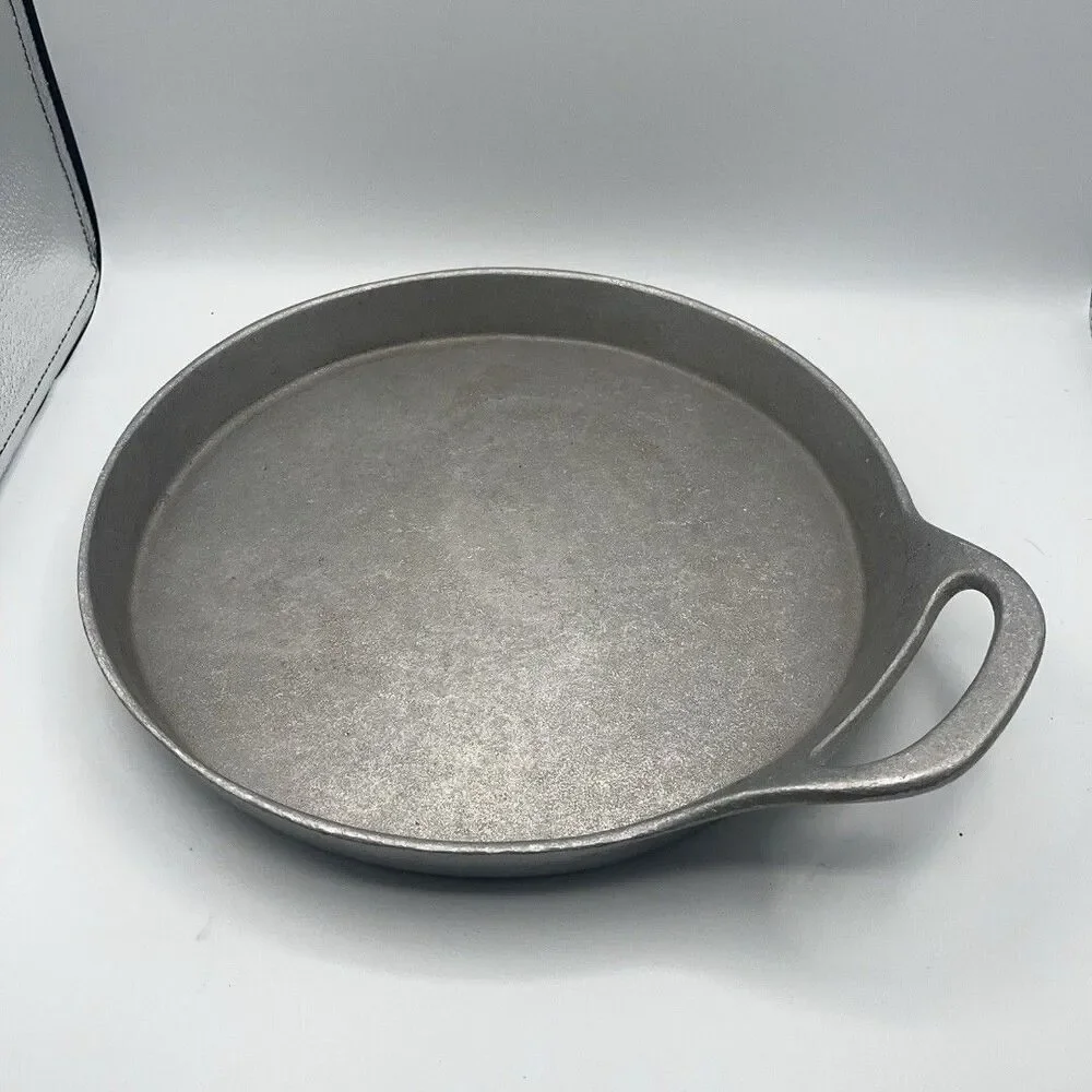 Bobby Flay Pizza Tray